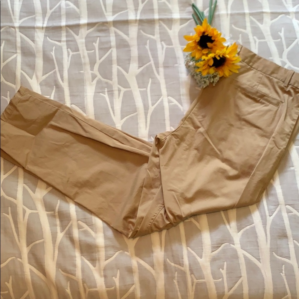Khakis by Gap pants